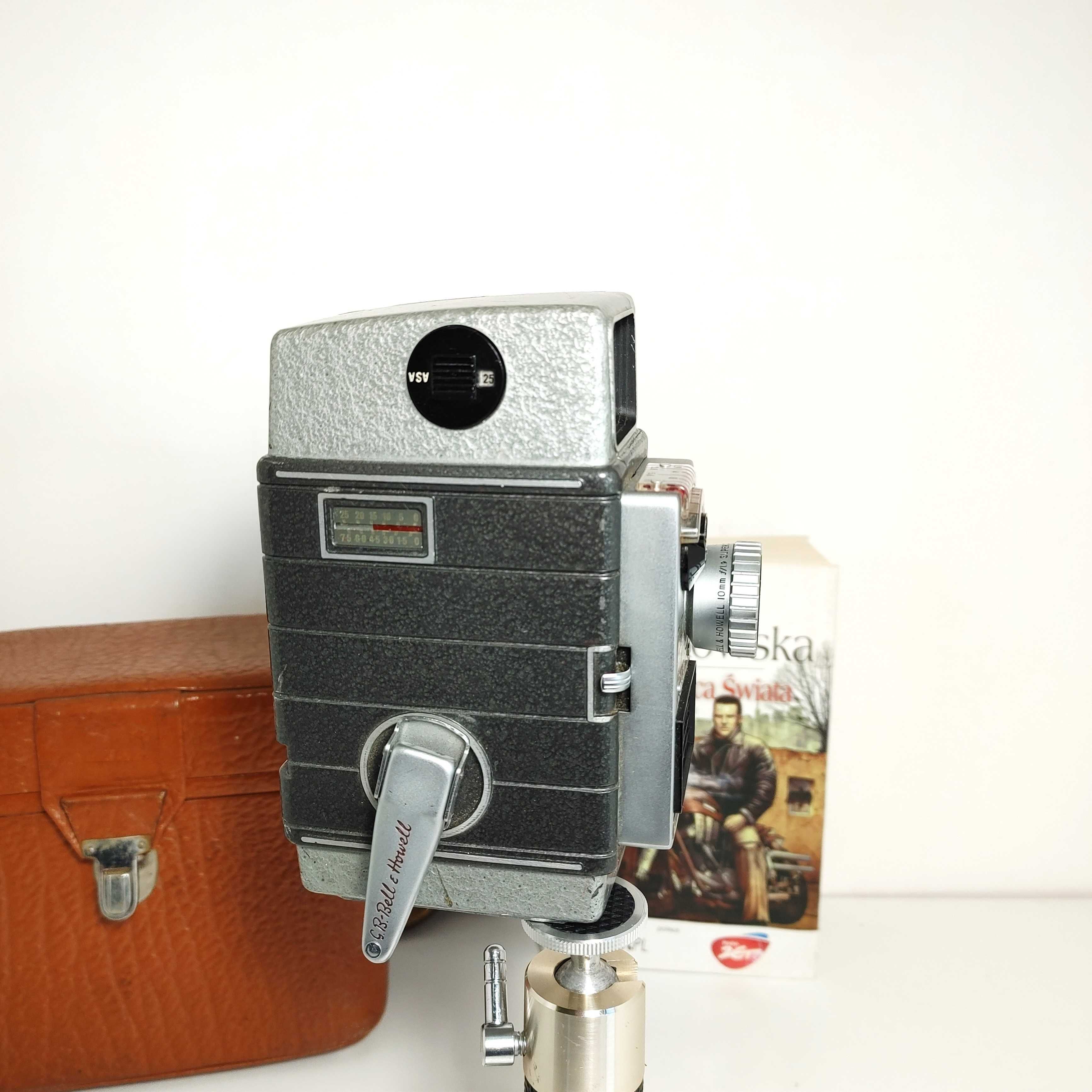 Kamera filmowa Bell & Howell  624 EE Autoset 8 mm, 1958 rok statyw