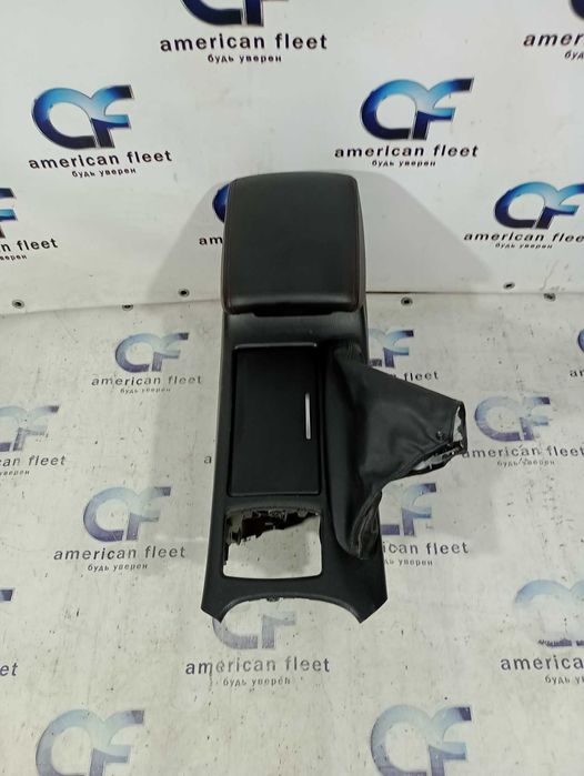 MAZDA 6 13-15 консоль центральная подлокотник / Мазда 6