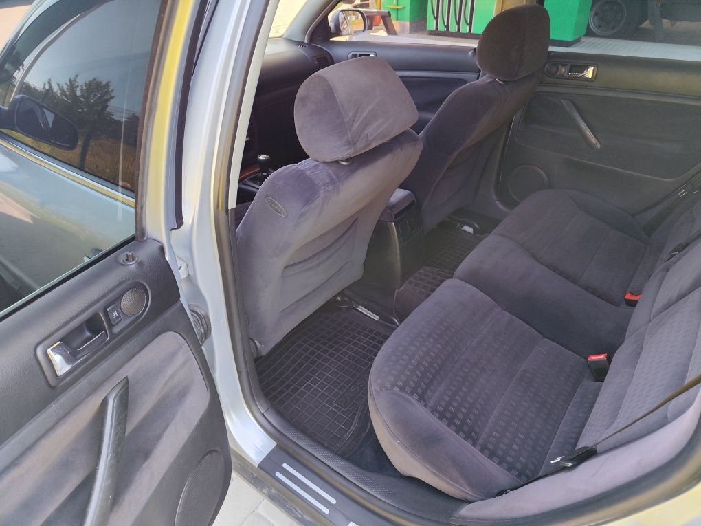 Volkswagen Universal B5
