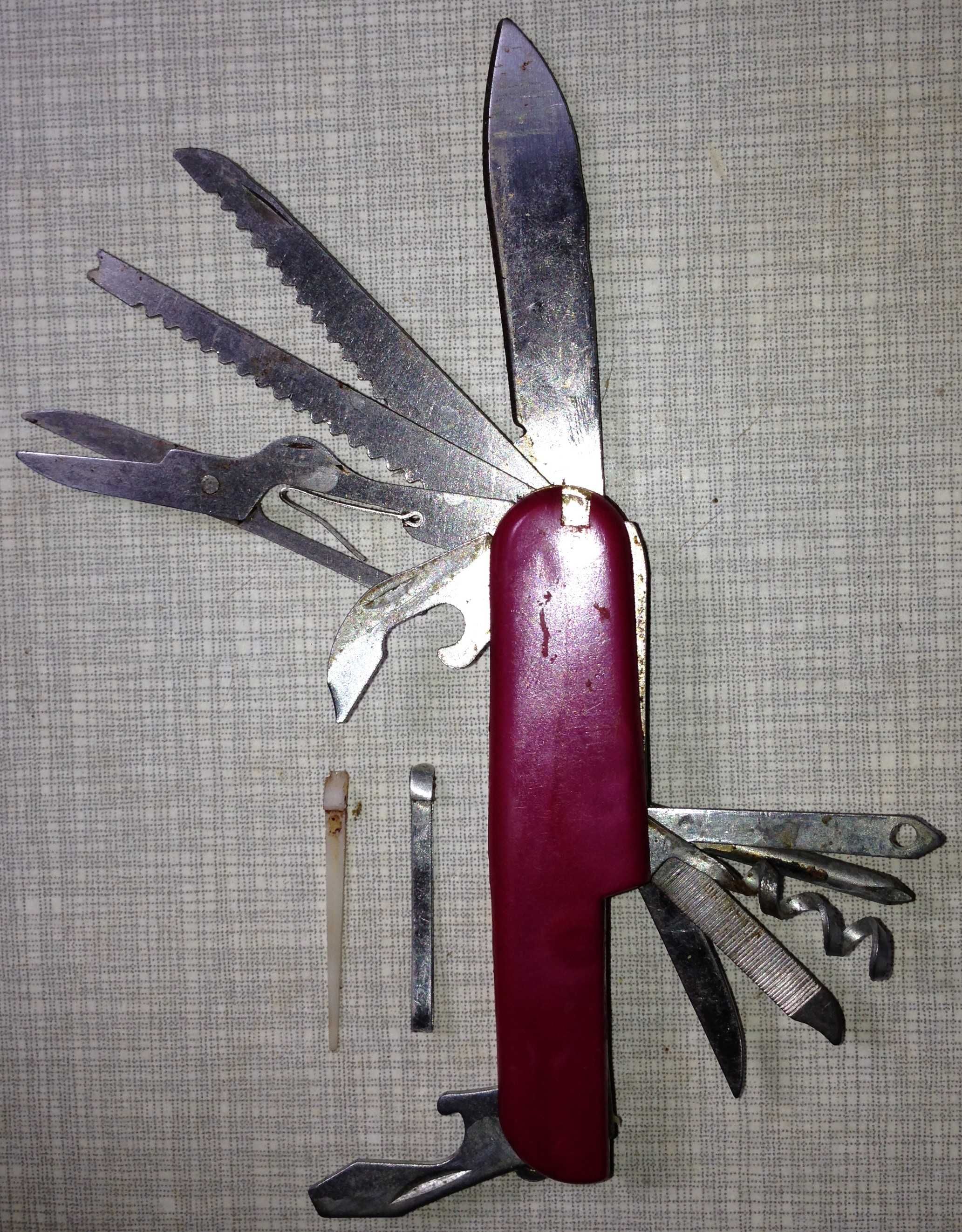 Ножик раскладной, мультитул, 10,11,13 инструментов