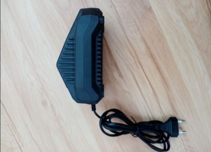 Зарядний Пристрій Parkside PLG 20 A4