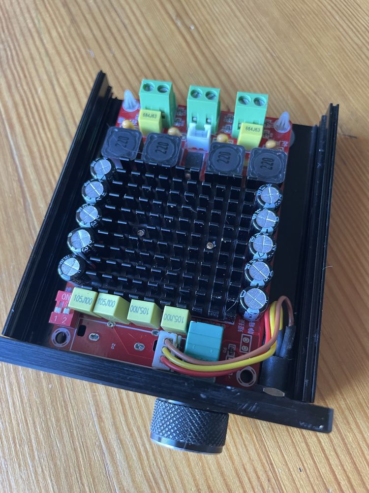 Підсилювач BRZHiFi ( TDA7498) 2 *100вт