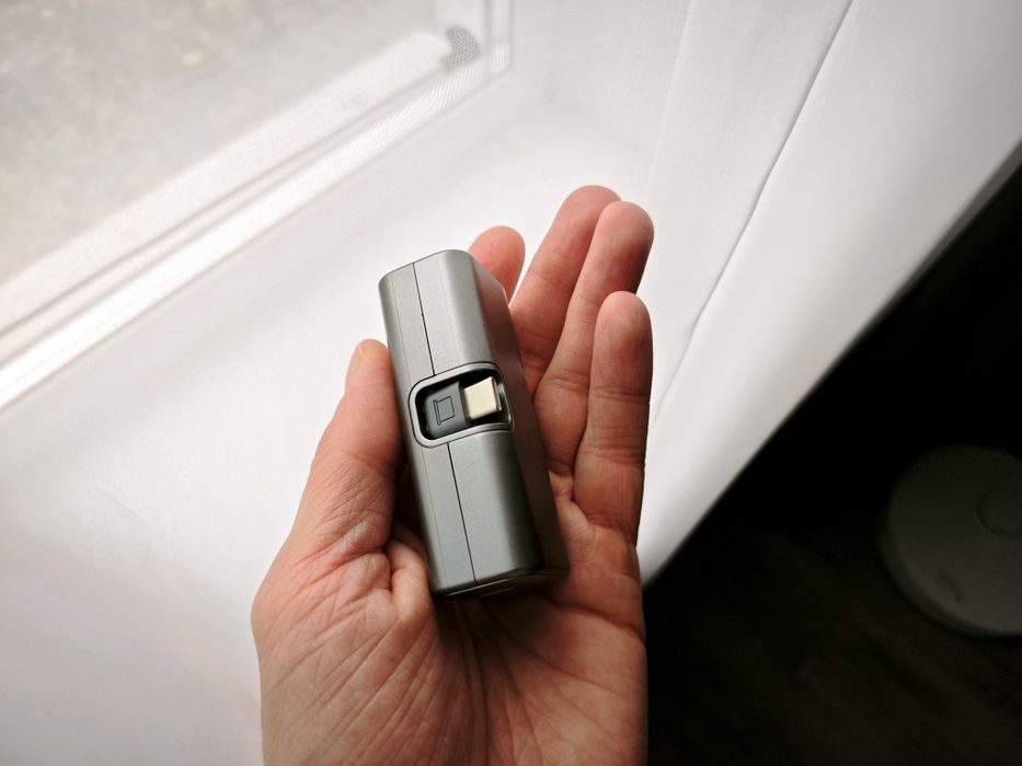 Маленькие корпуса для повербанков 22.5W на 2*21700