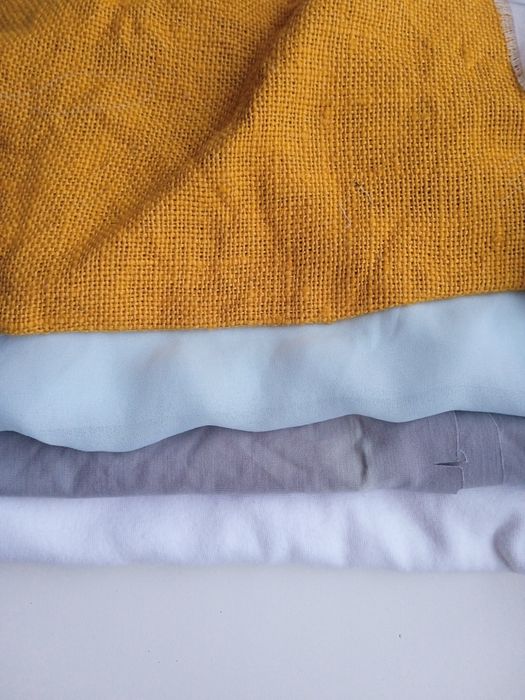 Кусочки тканини для рукоділля