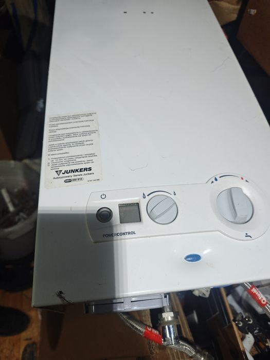 Piecyk Gazowy Junkers ciepła woda