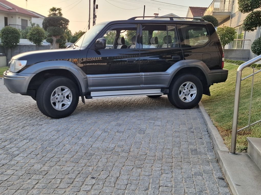 Toyota land cruiser