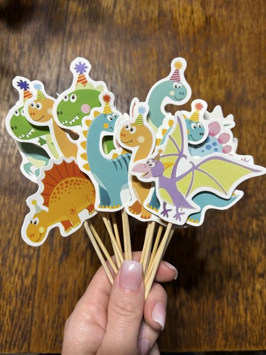 Динозаври день народження