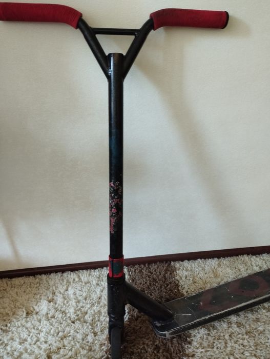 Самокат трюковий та скейтборд