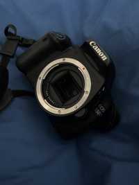 Canon 550D z obiektywem 18-55mm