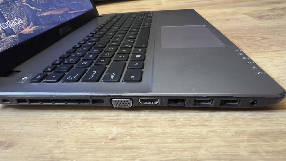 Laptop Asus R510D