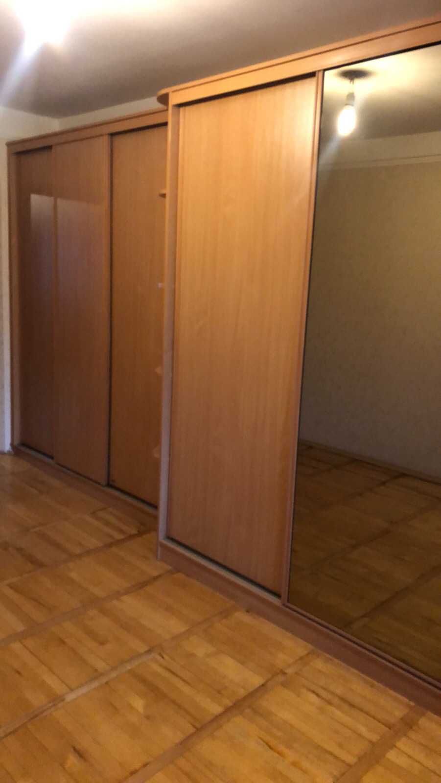 Оболонский проспект 16, метро Оболонь!