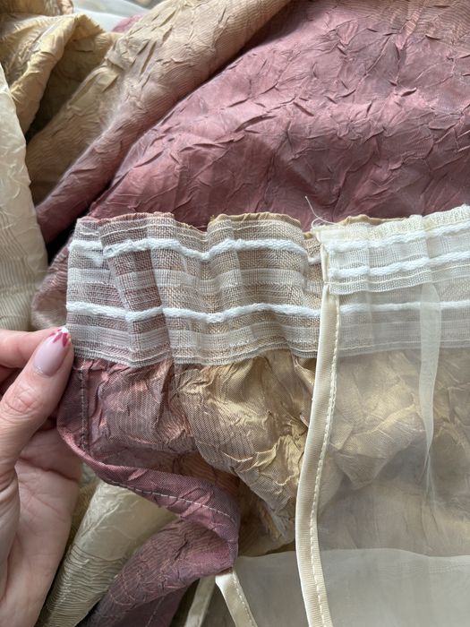 Zestaw do pokoju dziewczynki – zasłony i firanki, beżowo-różowo-złote