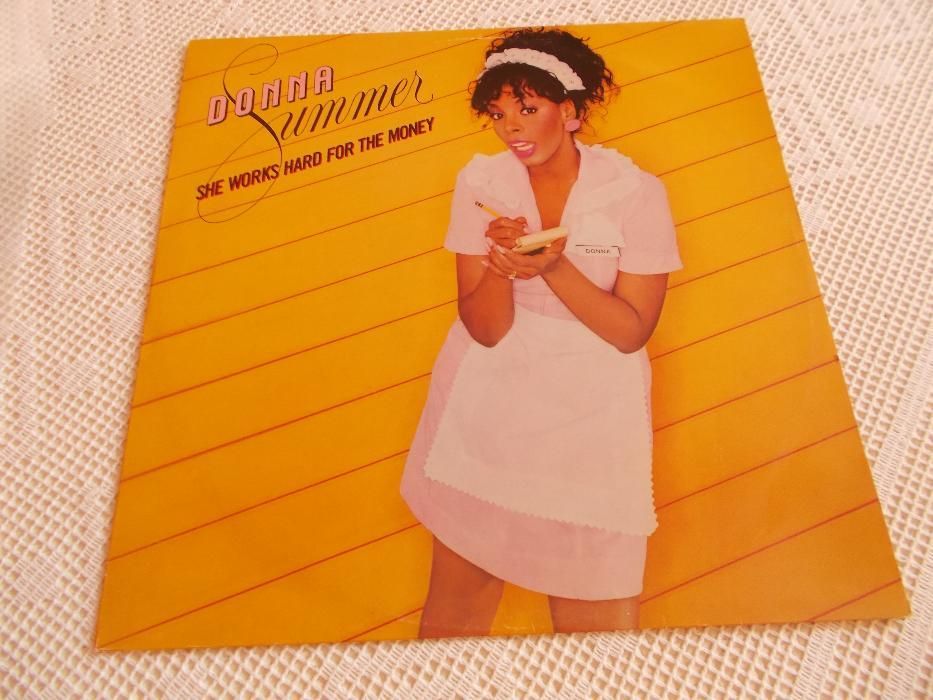 Donna Summer She works hard for the money