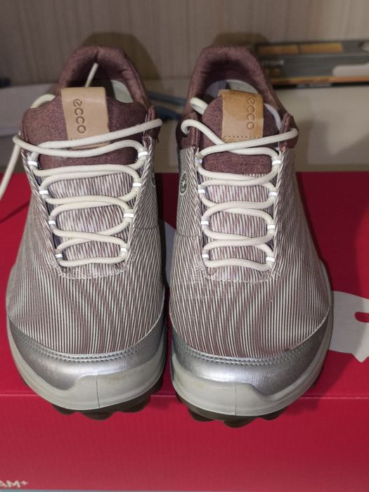 Жіночі кросівки ECCO original