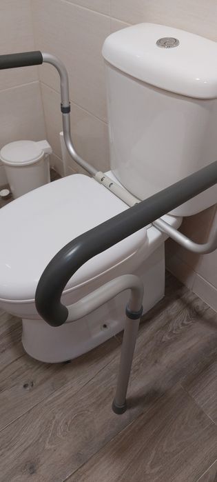 2 Suportes de braços para  wc