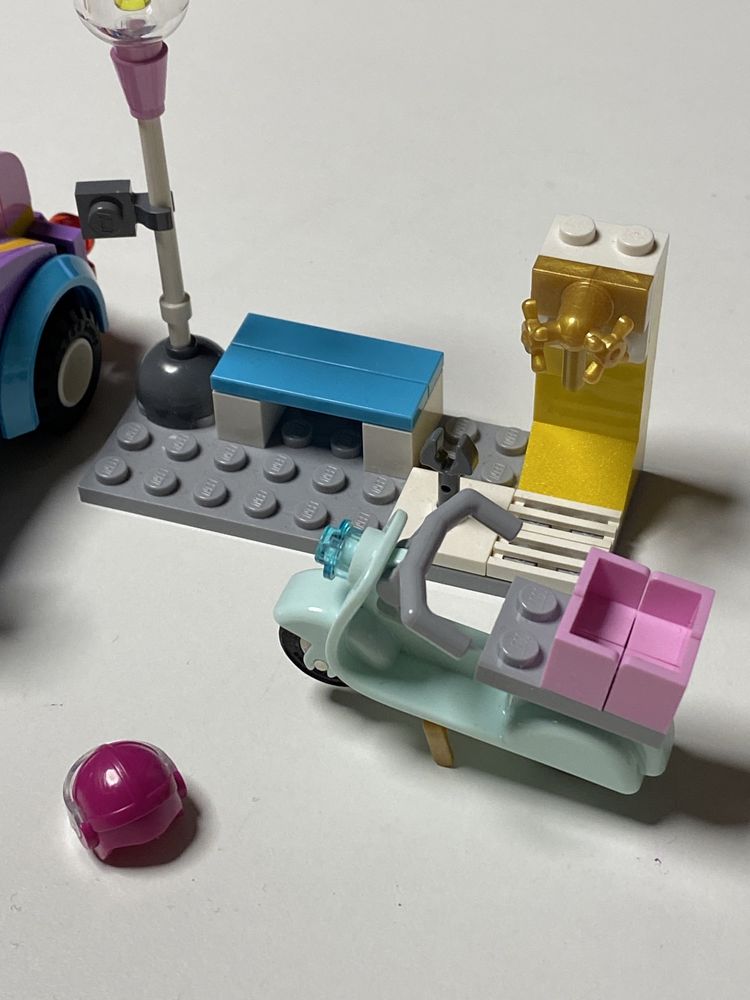 Lego Friends - Carro e mota