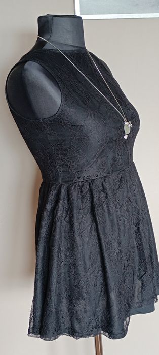 H&M sukienka koronkowa