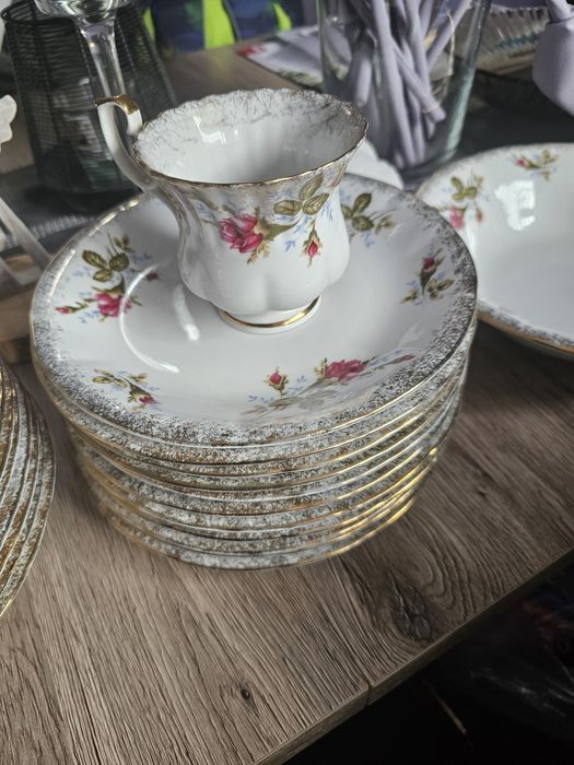 Serwis / zastawa  porcelana Chodzież