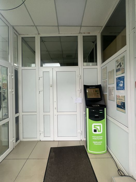 Оренда комерційного приміщення 56 кв.м на Корбутівці