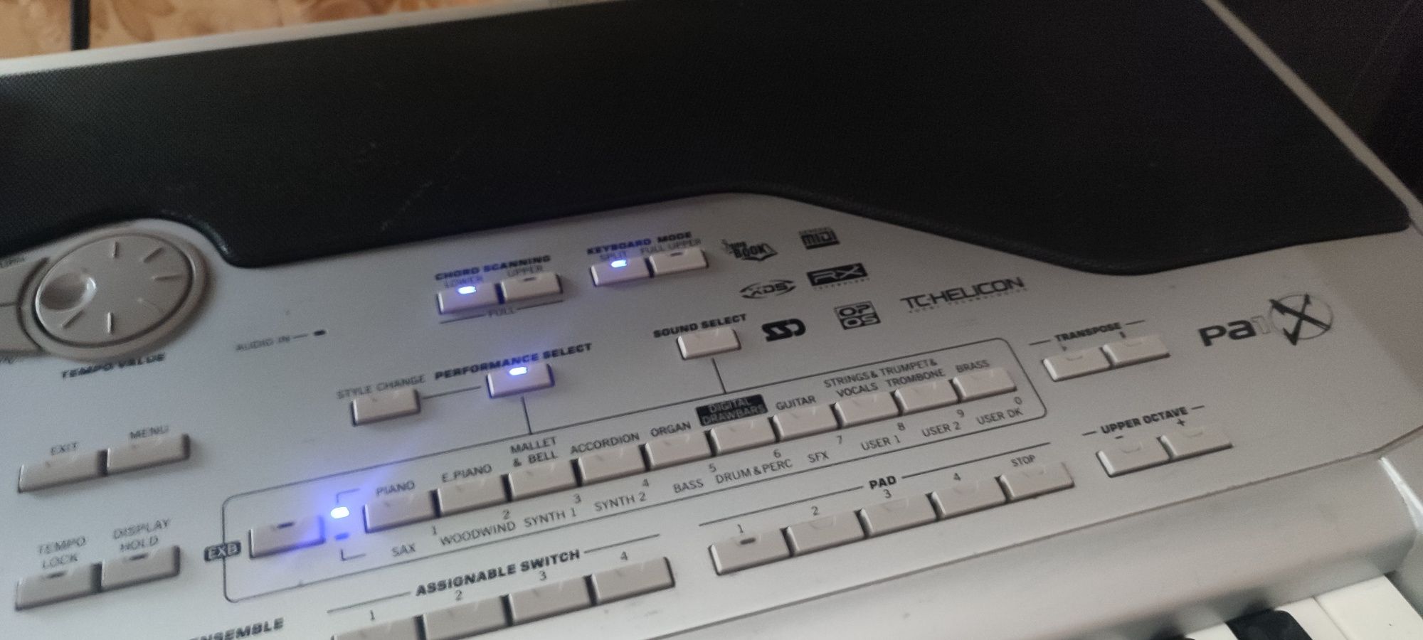 Korg pa 1x продам