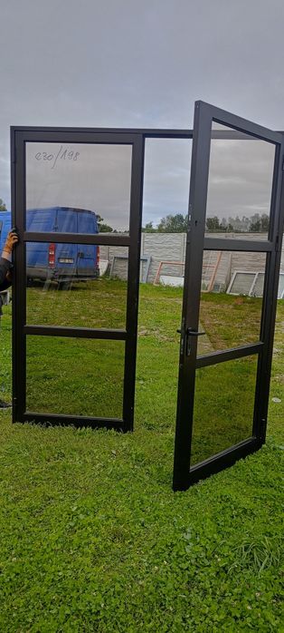 Drzwi aluminiowe używane z.emiec super stan dostawa gratis cał