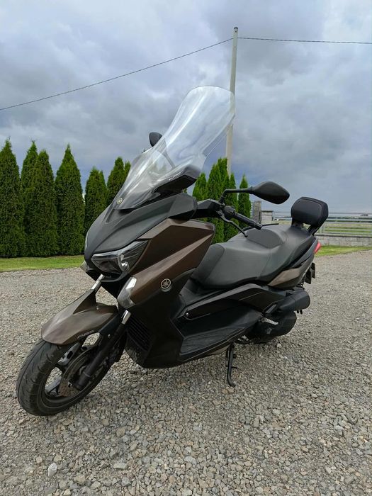 Skuter Yamaha X-Max 125