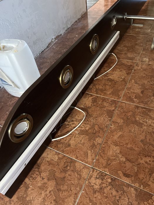 Полка з підсвіткою