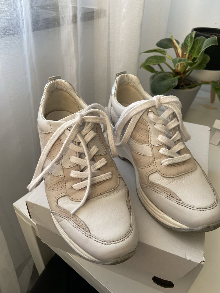 buty sportowe szare beżowe na platformie
