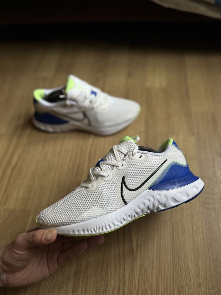 кроссовки сетка Nike Renew Run оригинал как новые 42 26,5 - 27 см