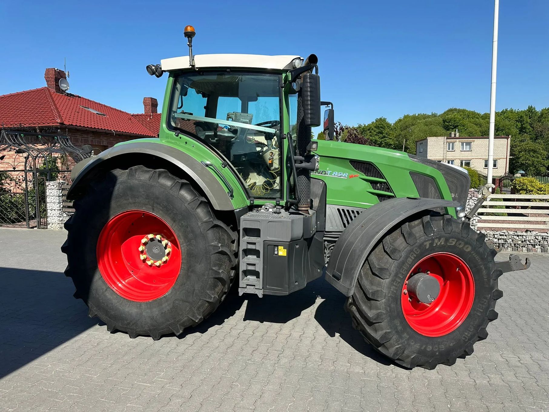 Fendt 828 vario PROFI PLUS  826 724  FENDT 828 PROFI PLUS nawigacja 824 724 930