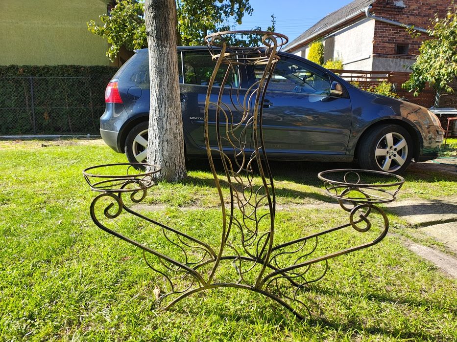 Sprzedam Kwietnik