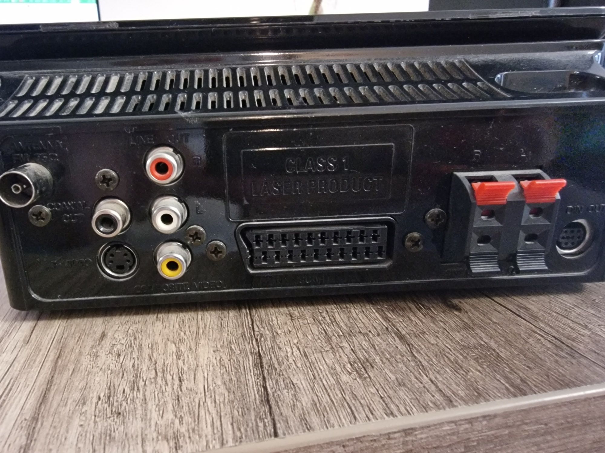 Używany Zestaw Philips MCD179/12 z Subwooferem - Idealny do audio!