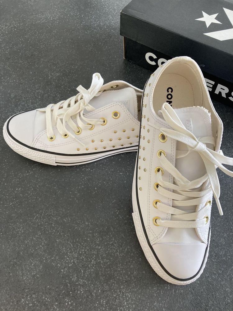 Продам Converse Chuck Taylor Ox Stud (25,5 см)