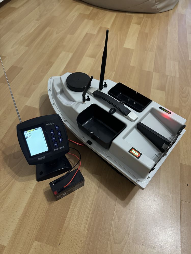 Łódź łódka wędkarska zanętowa z GPS i Sondą - HIT ! Sonda wędkarska