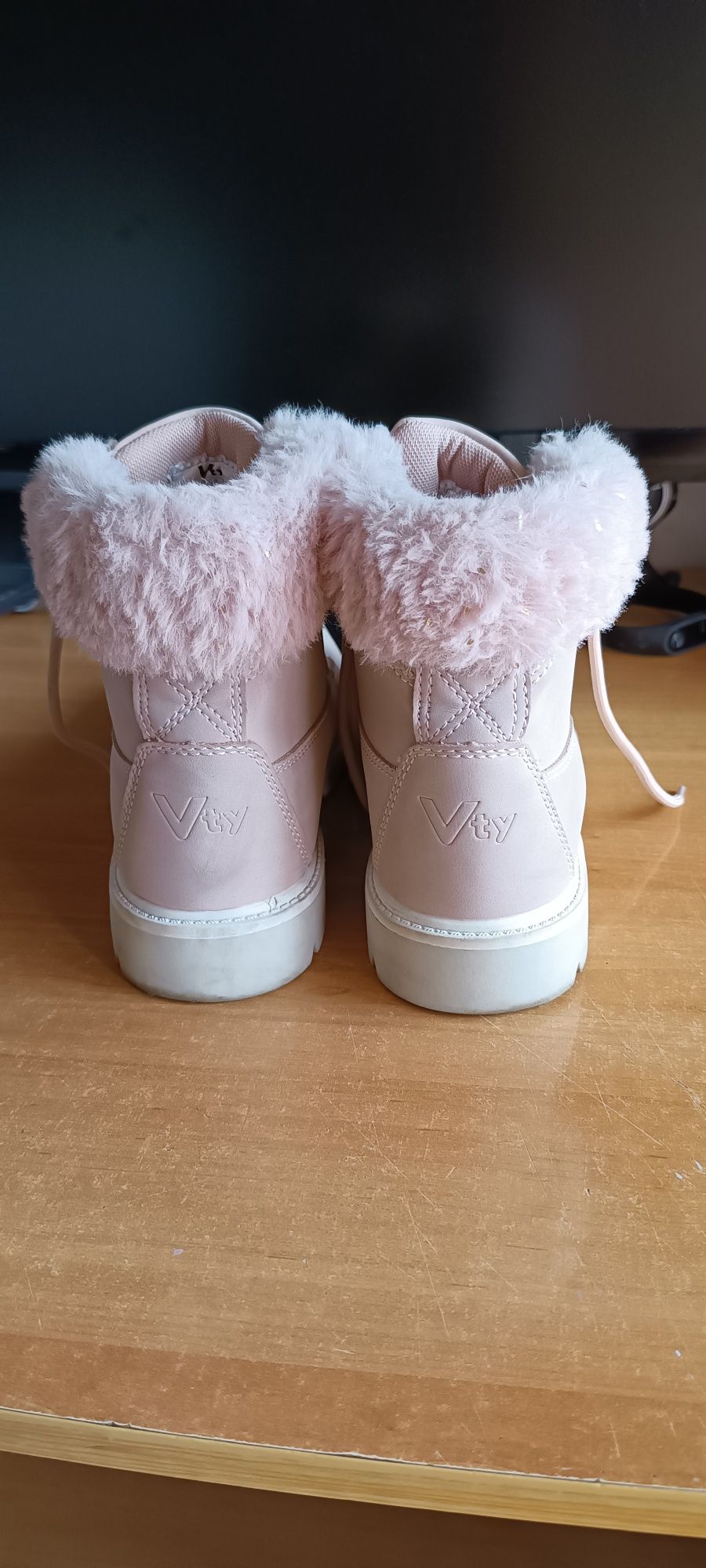 Botas criança usadas 2 ou 3 vezes
