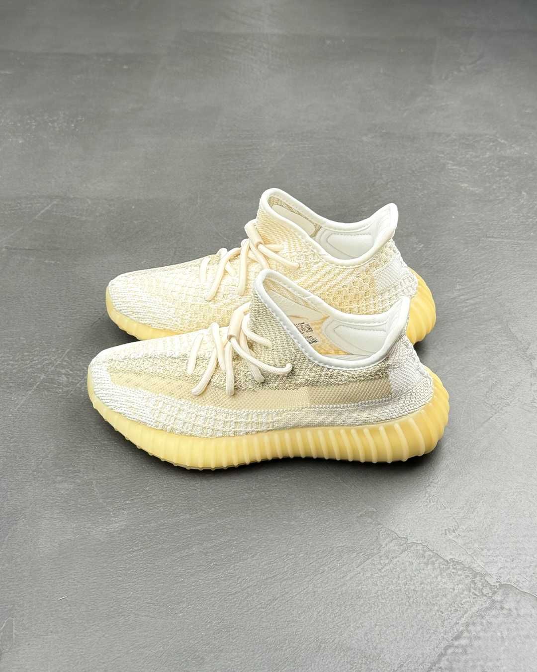 Кросівки Yeezy Boost 350 V2 Natural