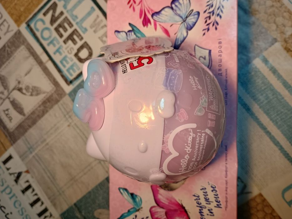 Оригінал  кулька Lol Surprise loves  Tots hello kitty