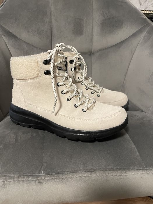 Жіночі замшеві ботінки