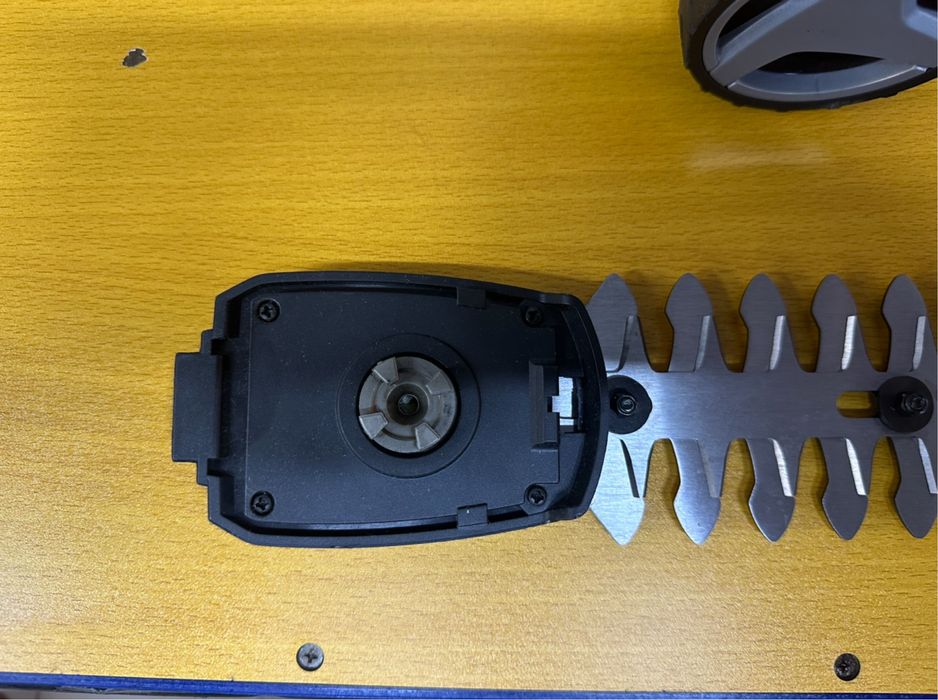 Ножиці для трави Einhell GE-CG 18/100 Li T, 18В, PXC