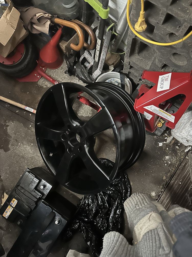 Felgi po renowacji 5x112  18”  plus sruby mercedes i 20” amg