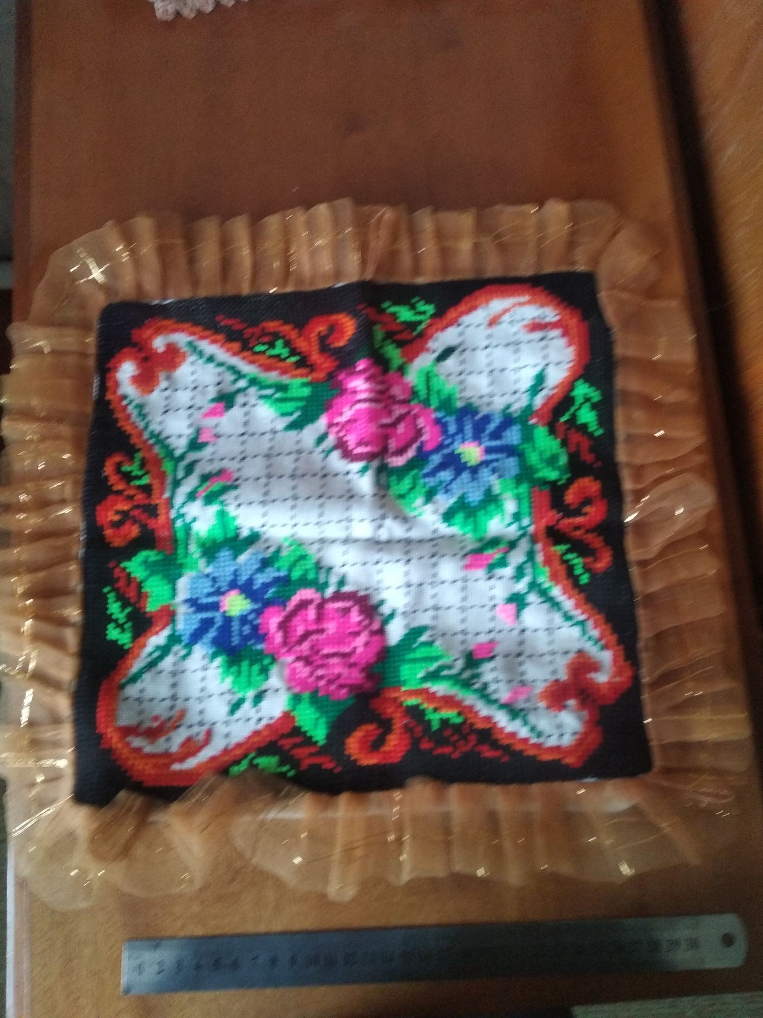 Вишивка подушка хрестиком