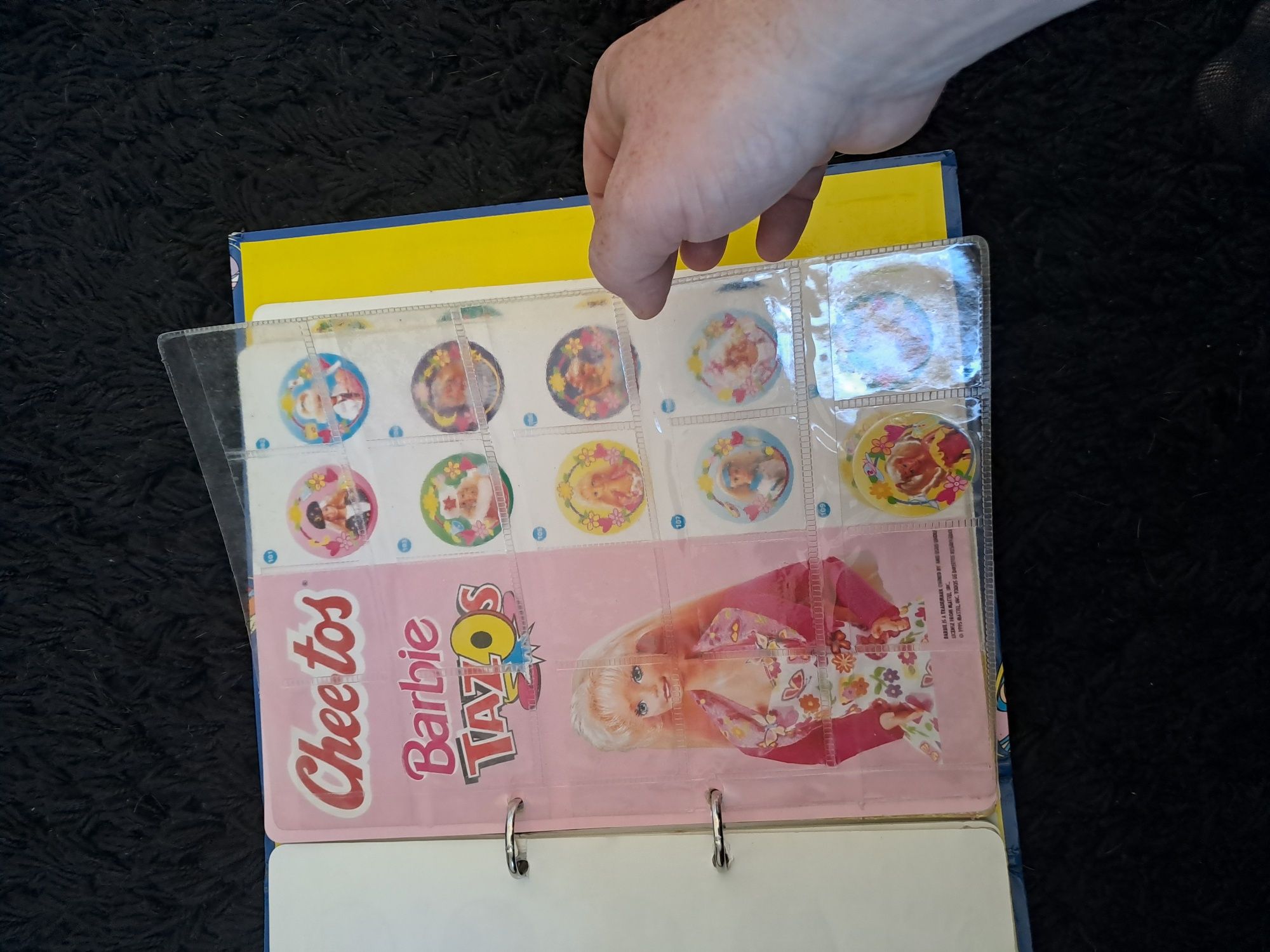 Tazos matutano
Ninetales base set

Portes a cargo do comprador ou entr