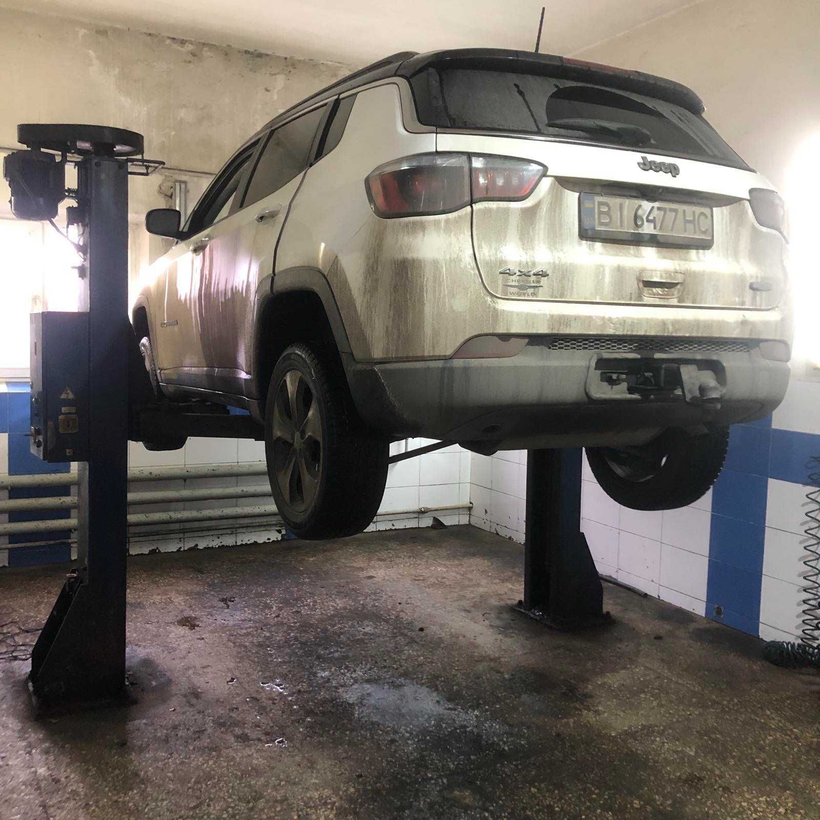 Підіймач автомобільний 3000 кг 380V для автосервіса