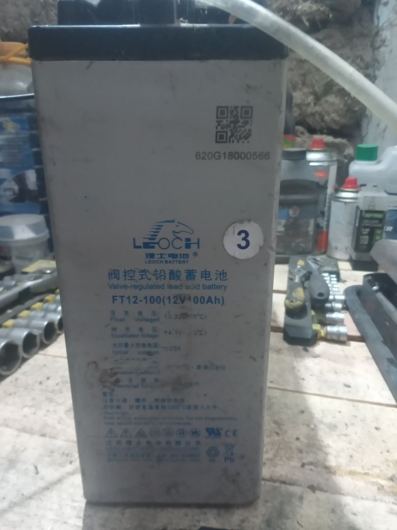 Продам гелевий аккумулятор 100 ампер.12 вольт