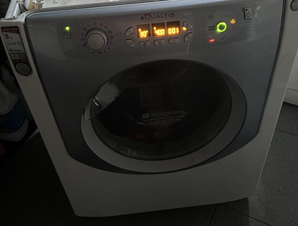 Maquina lavar roupa Ariston
