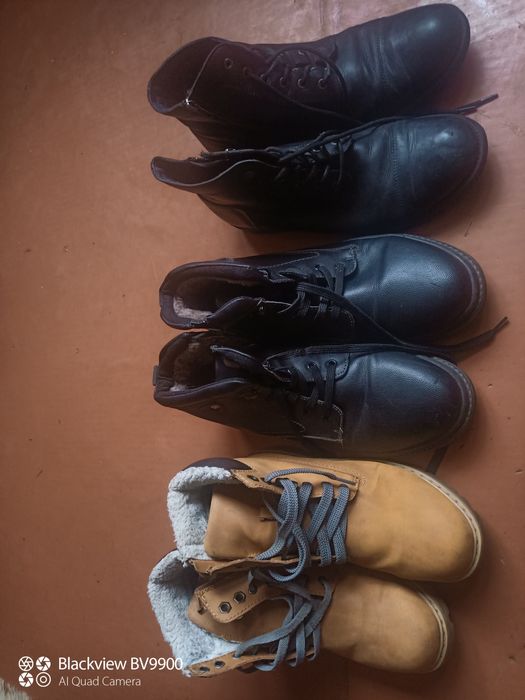 Ботинки зимние размеры 41,44,44.