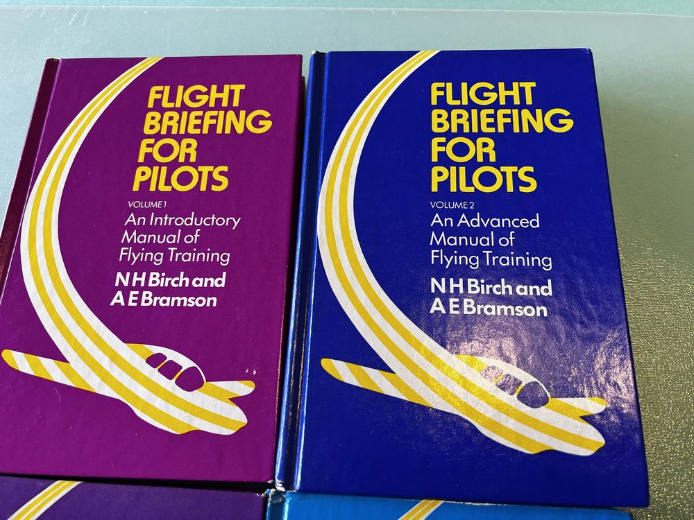 Flight Briefing for Pilots - NH Birch e AE Bramson - 4 volumes