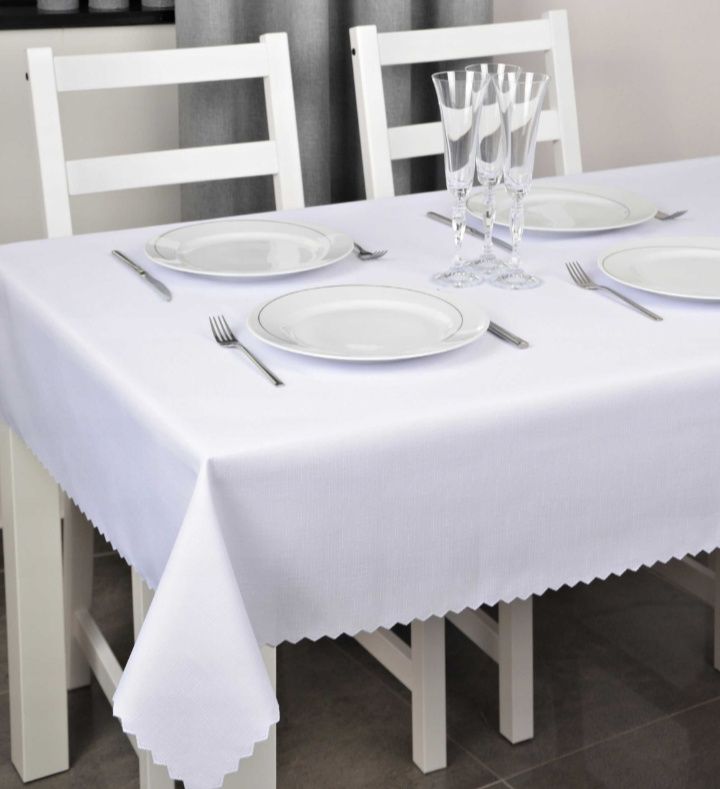 NOWY 75x75 obrus bieżnik plamoodporny biały