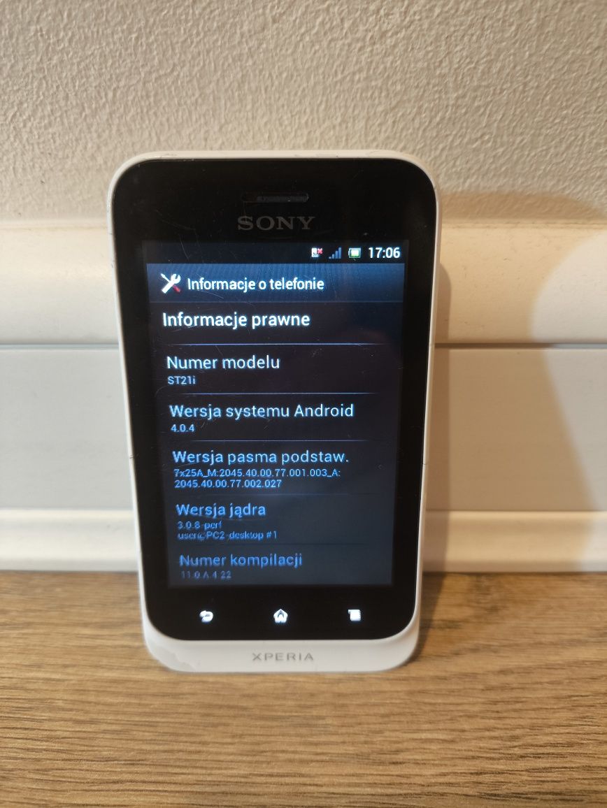 Sony Xperia Tipo ST21i