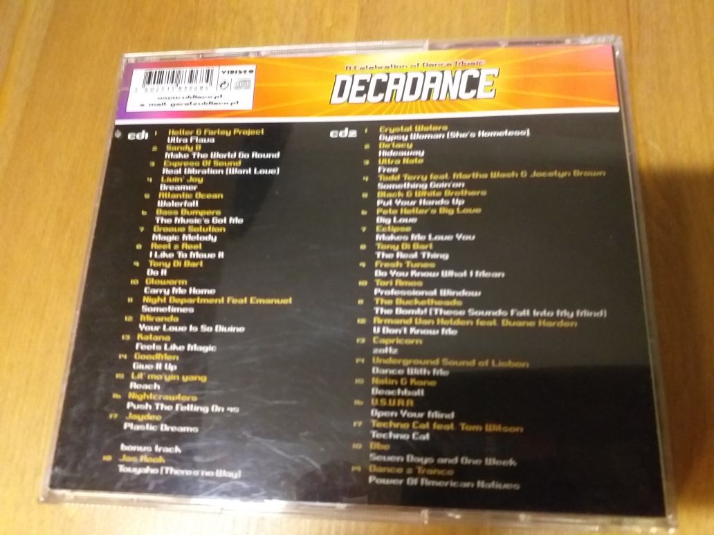 NOVO,cd duplo dance music de 1 década Decadance,imaculado,envio ctt